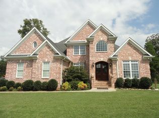 106 Canary Ln, Shelbyville, TN 37160