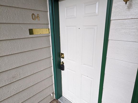 3rd image of 4004 SW Beaverton Hillsdale Hwy