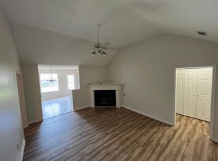 6884 Seaside Dr, Cordova, TN 38018