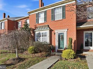 1405 Village Green Dr, Gilbertsville, PA 19525