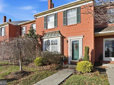 1405 Village Green Dr, Gilbertsville, PA, 19525