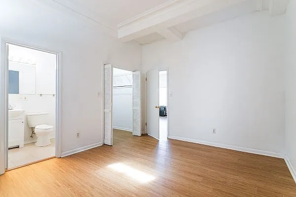 52 Albemarle Pl #24 — Photo 8
