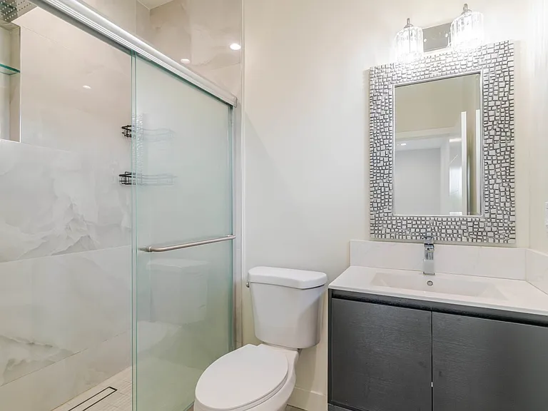 9035 Rathburn Ave #1/2 — Photo 18