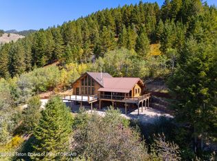 651 Upper Stewart Creek Rd, Etna, WY 83118