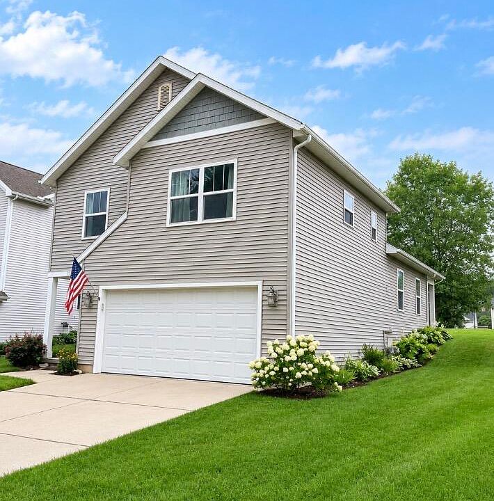1st image of 1250 Highland Hl