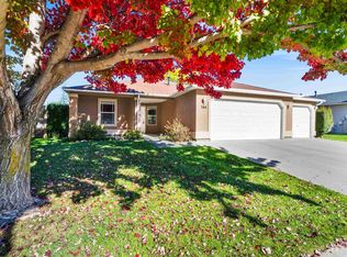 344 E Rose Lake Dr, Middleton, ID 83644