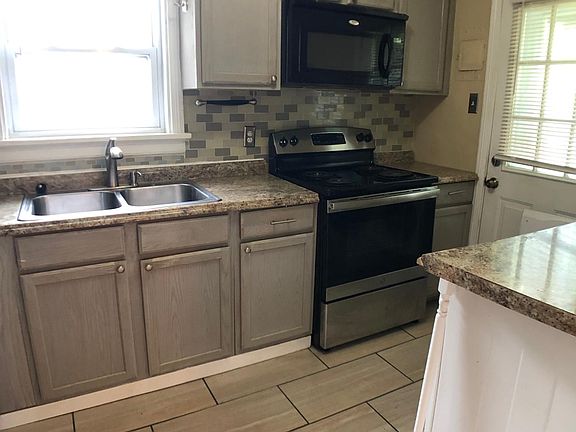 4th image of 8507 Spalding Dr