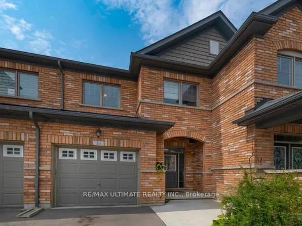 31 Davenfield Cir, Brampton, ON L6P 4M2