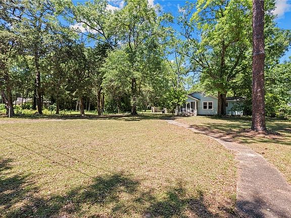 4th image of 2314 Burgett Rd