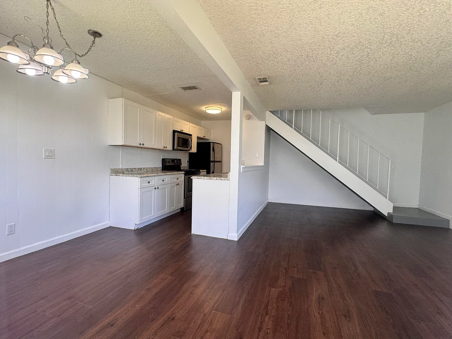 2 bed, 1.0 bath, 980 sqft, $1,750 — Photo 4