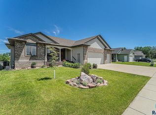 3408 E Broken Arrow St, Sioux Falls, SD 57103