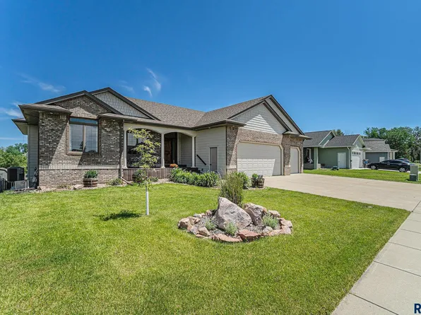3408 E Broken Arrow St, Sioux Falls, SD 57103