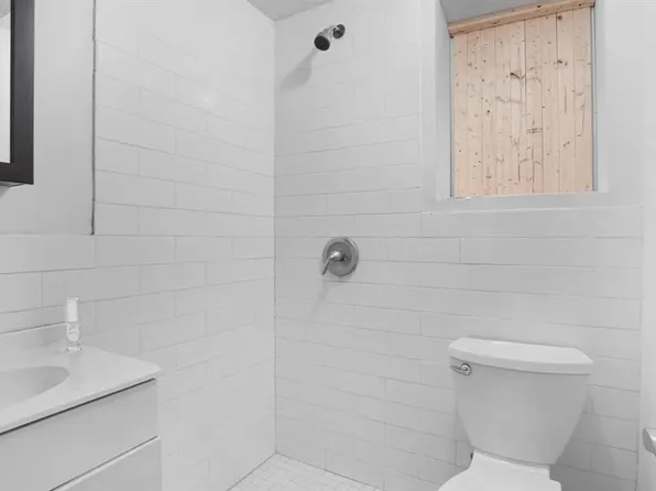 1823 Anthony Avenue image 22 of 31