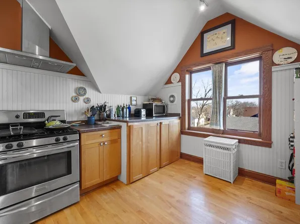 1356 Williamson Apt 2 Street, Madison, WI 53703
