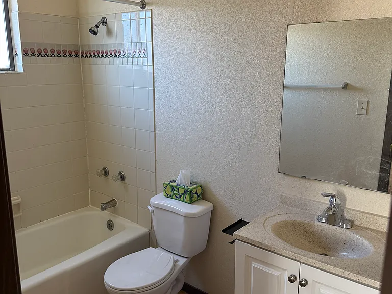 2210 Bex St — Photo 7
