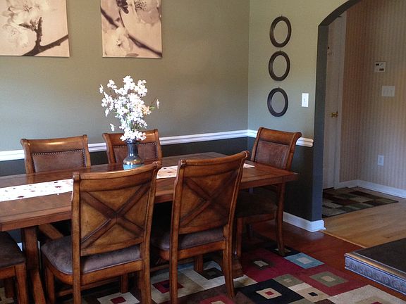 Formal dining room
