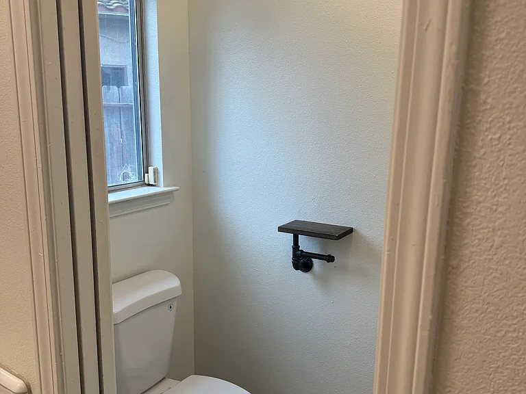 7270 N Gorma Ave — Photo 24