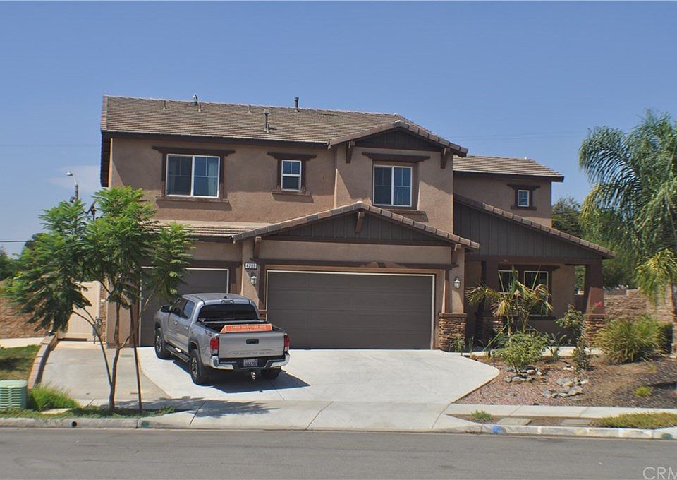 1st image of 4209 Hernandez St