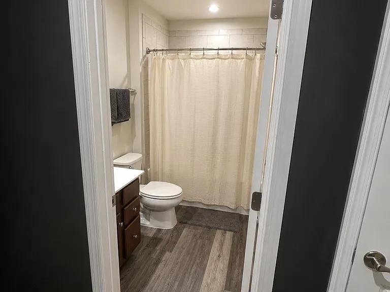 7556 Hancock St — Photo 15