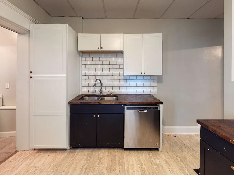 74 Euclid Ave — Photo 7