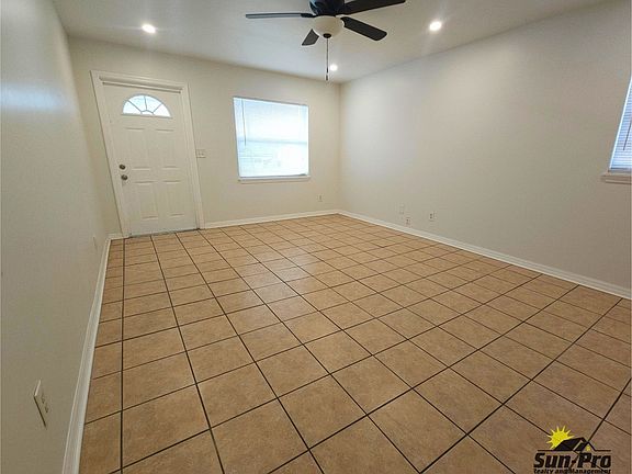 2nd image of 715 Georgia St Unit 1