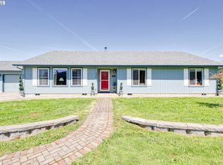 49395 Mountain View Rd, Oakridge, OR 97463