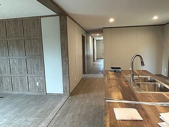 Living room into kitchen 