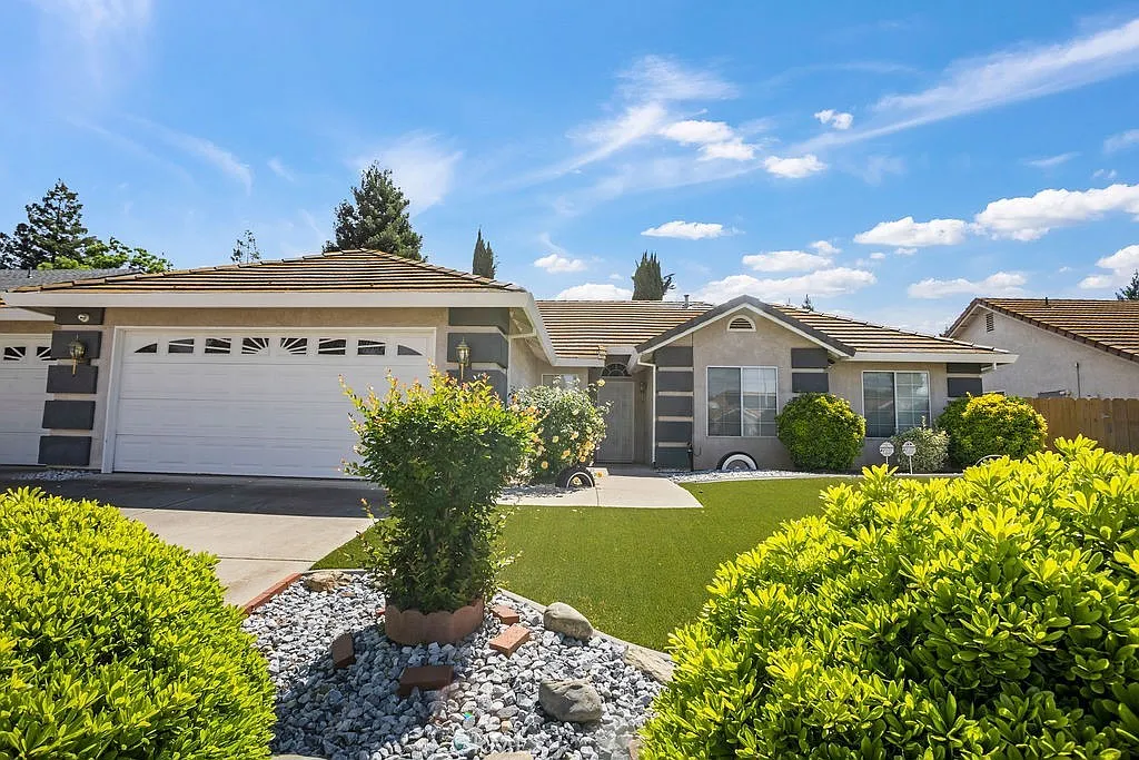 2182 Spanish Bay Ct photo 1
