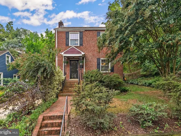 3403 Varnum St, Brentwood, MD 20722