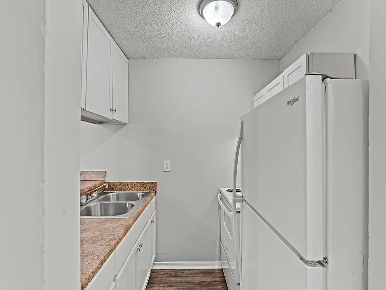 4205 Patton Rd SW — Photo 6