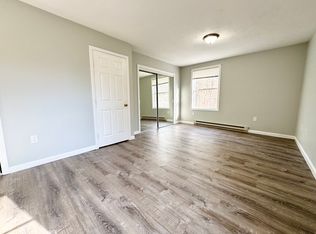 576 Worcester St #7, Southbridge, MA 01550