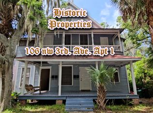106 NW 3rd Ave #1, Gainesville, FL 32601