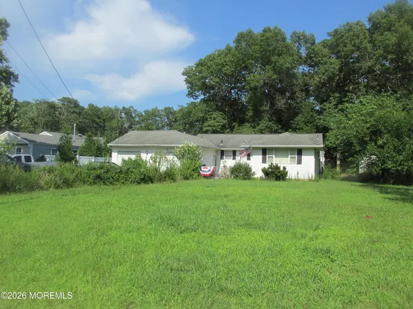 407 Western Boulevard, Bayville, NJ 08721