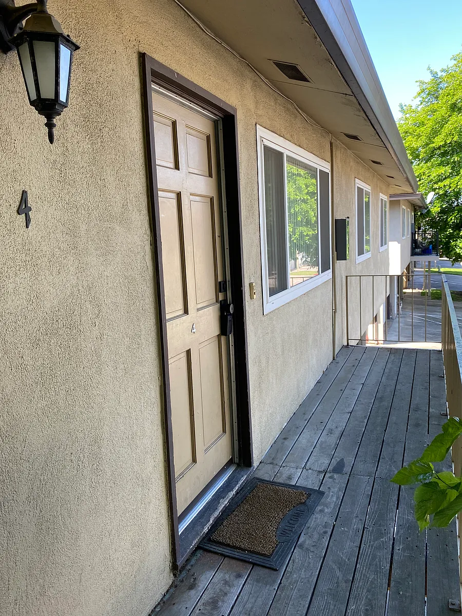 Building Photo - 9067 Folsom Blvd #4