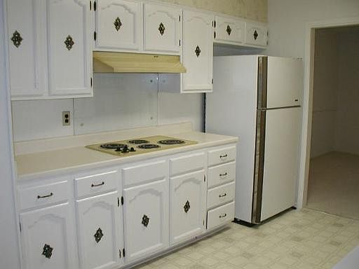 5th image of 4023 BENTWAY DR