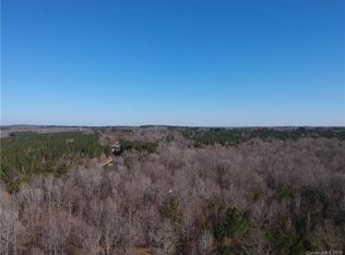 1040 Sandy Ford Rd, Mount holly, NC 28120