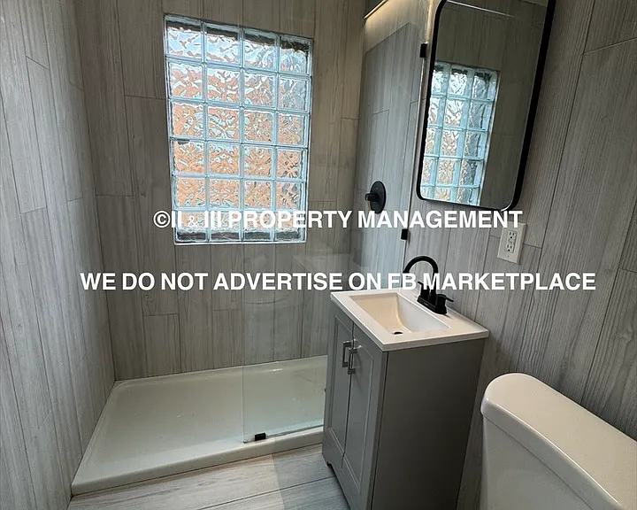 4513 Roanoke Pkwy #4 — Photo 3