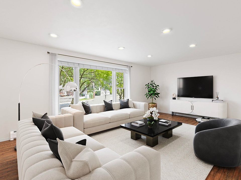 1st image of 118 Harrison Ave