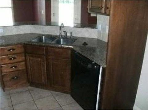 5th image of 4115 E Oakmont Dr