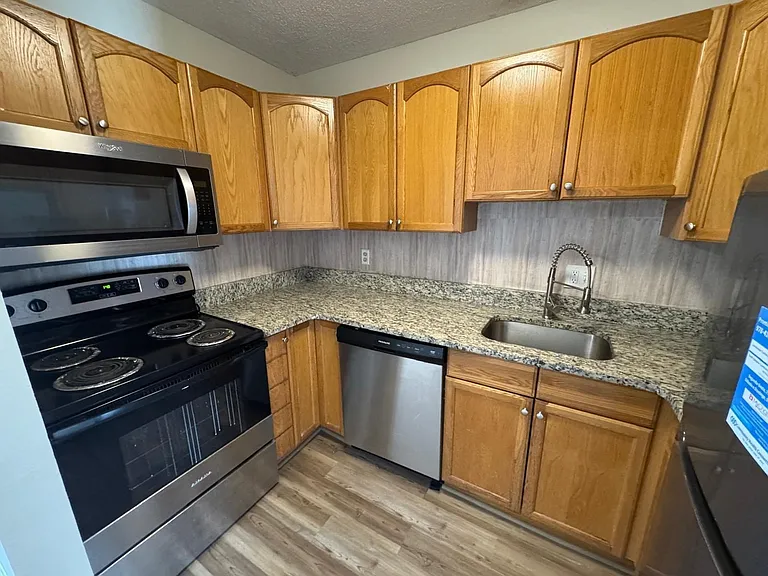 1186 Worcester Rd #231 — Photo 8
