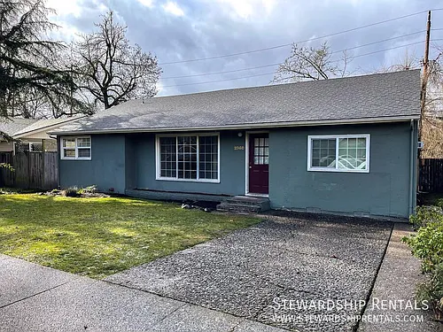 2960 Alder St Photo 1