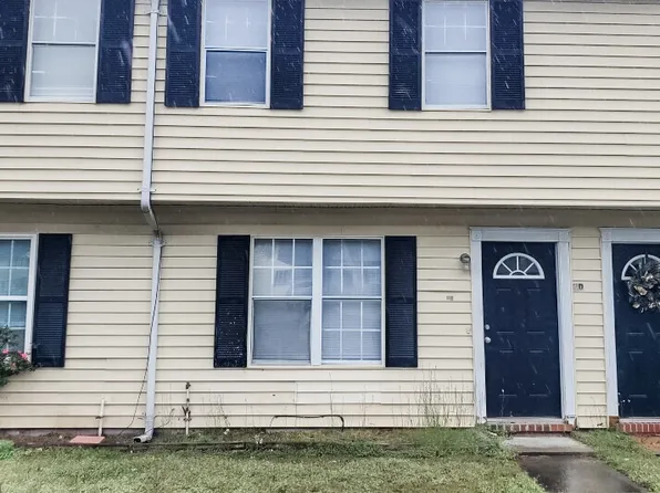 1100 Pineland Ave APT 2D, Hinesville, GA 31313