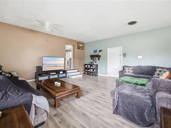 2536 E Little Creek Rd, Norfolk, VA 23518
