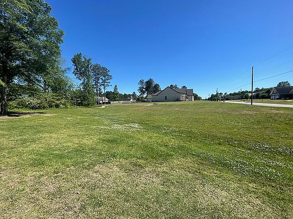 3rd image of 380 Lee Road 2161
