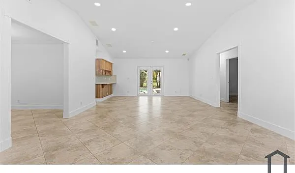 11580 NW 20th Dr — Photo 5