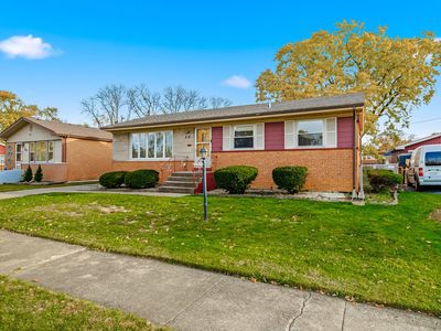 22 Charing Cross Rd, Chicago Heights, IL, 60411