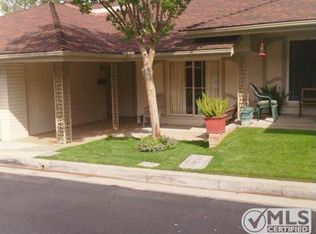 26712 Oak Branch Cir, Newhall, CA 91321