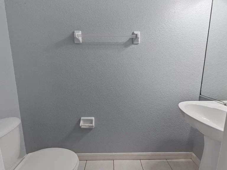 37314 Embassy Park Ln — Photo 17