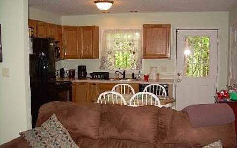 3rd image of 1125 Lake Sinclair Dr