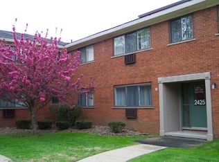 2425 Starr Rd APT 502, Royal Oak, MI 48073
